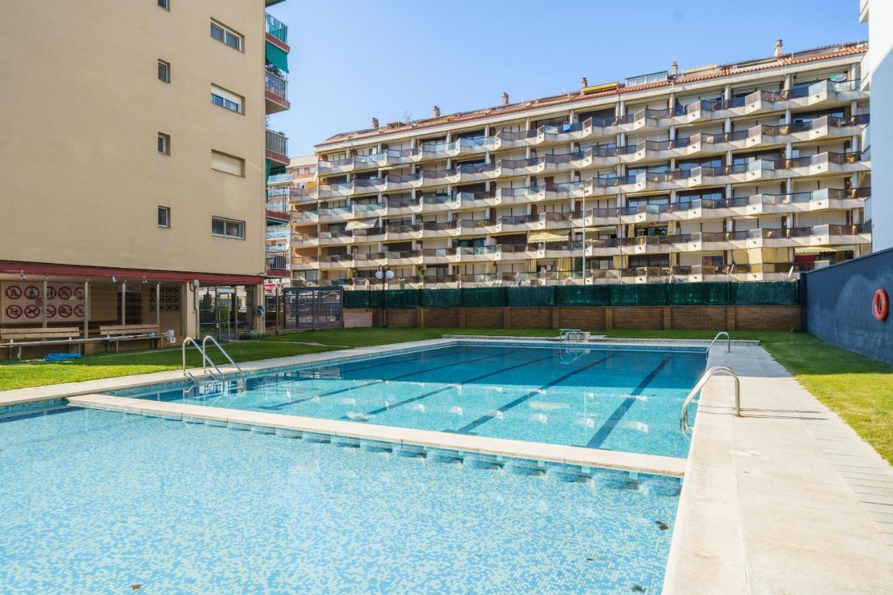 Homeholidaysrentals Nice - Costa Barcelona Malgrat de Mar Esterno foto