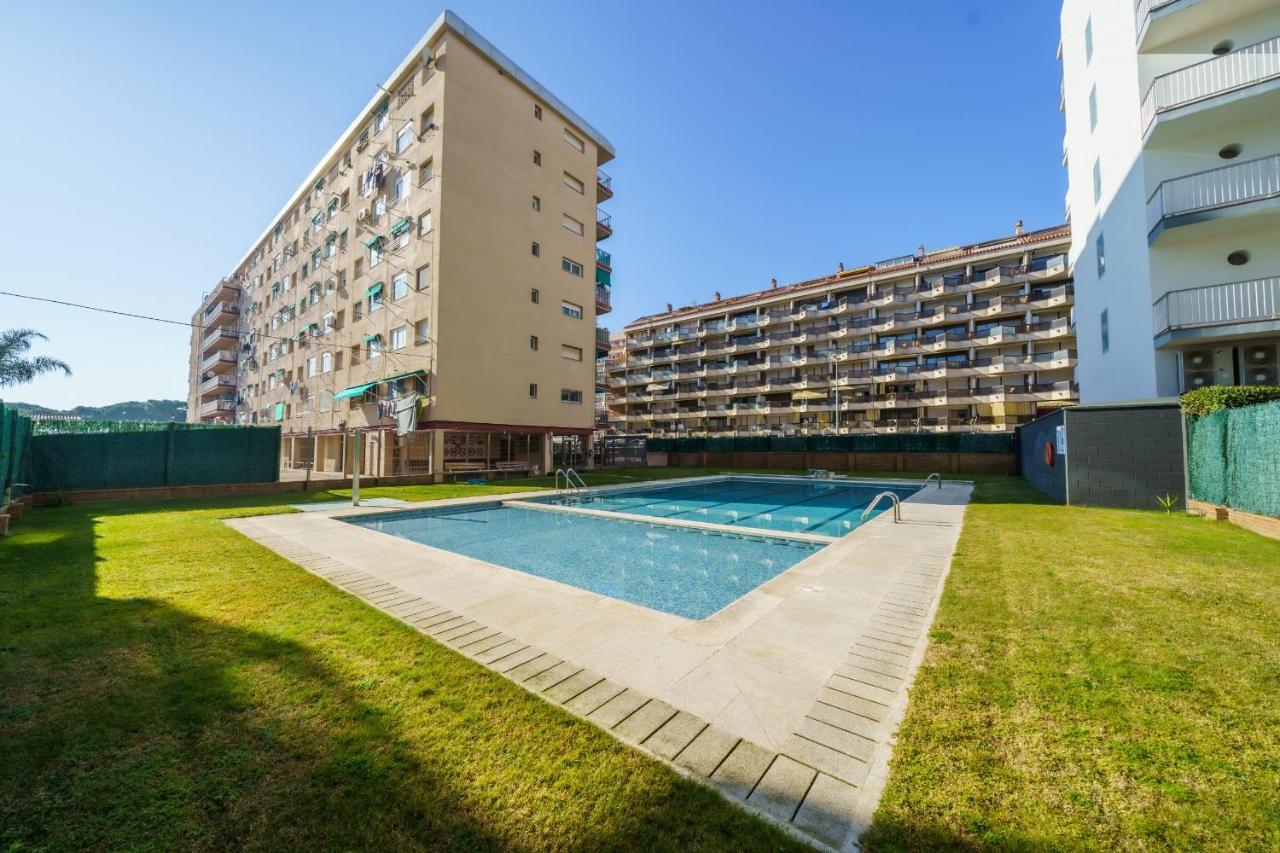 Homeholidaysrentals Nice - Costa Barcelona Malgrat de Mar Esterno foto